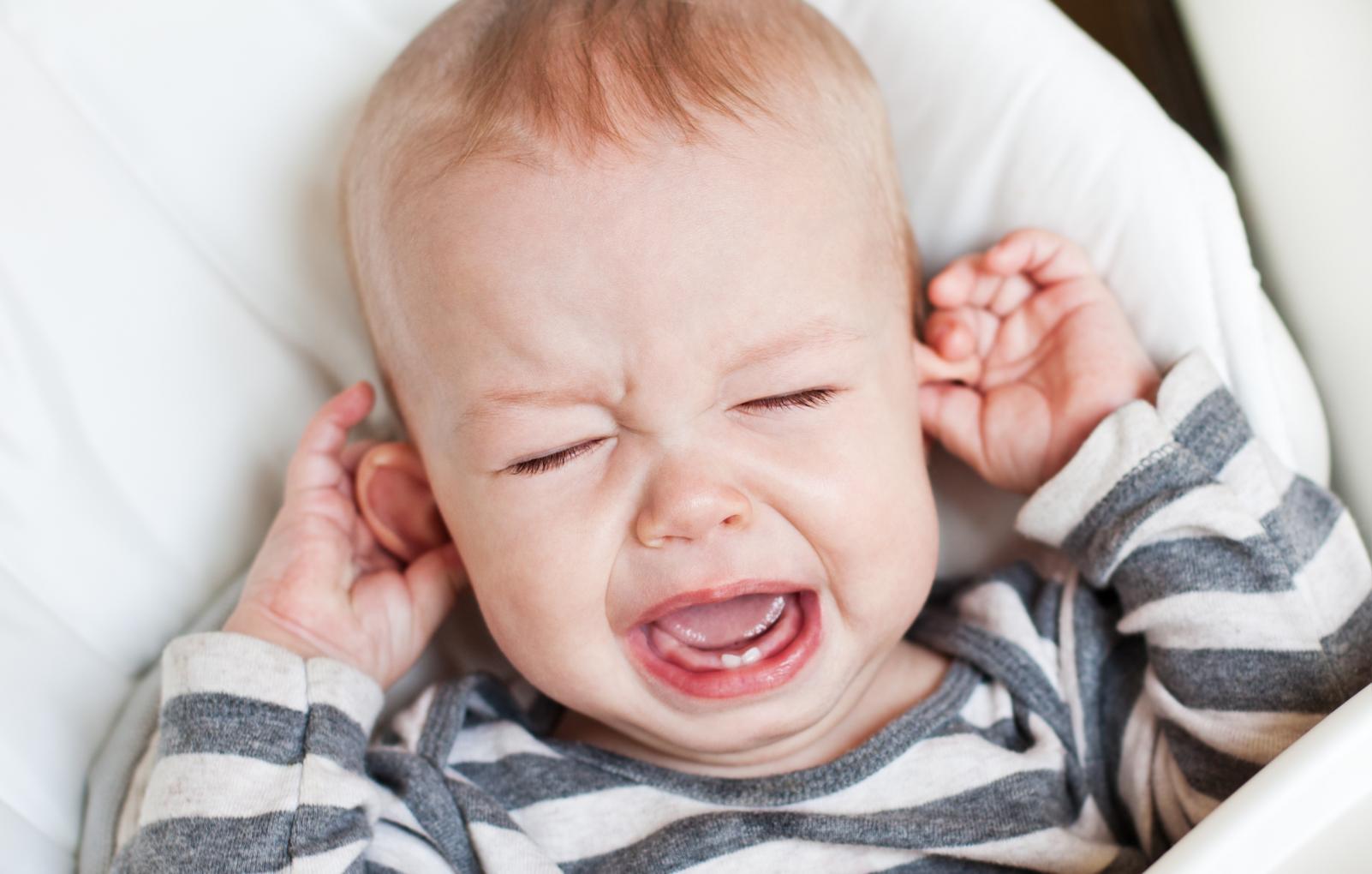 Zánět středního ucha – bolestivá patálie